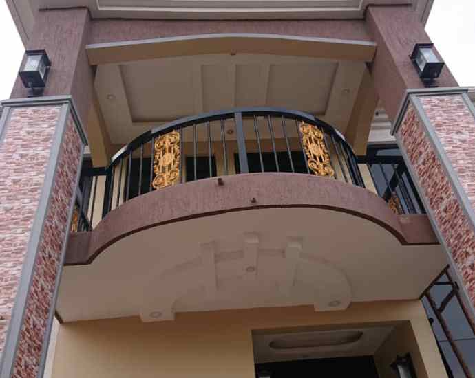 Welcome to Gretarck Décor & Interiors Limited, your go-to experts for all your exterior painting needs in Kampala, Uganda.